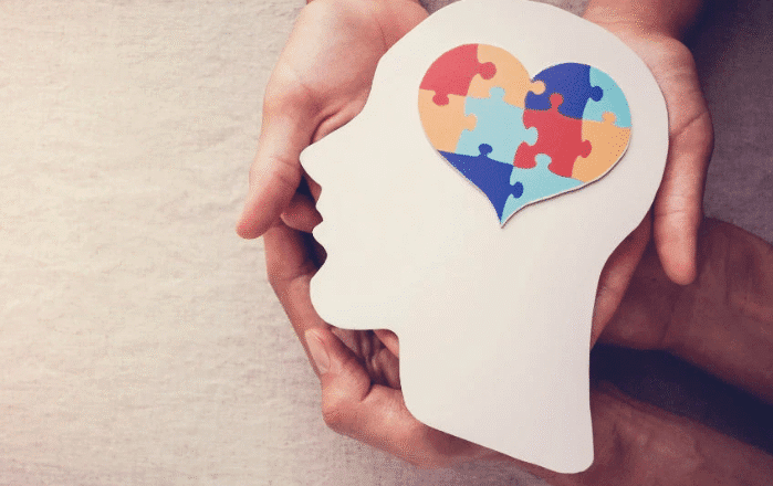 Treinamentos de saúde mental ganham força em empresas diante do aumento de afastamentos por transtornos psicológicos