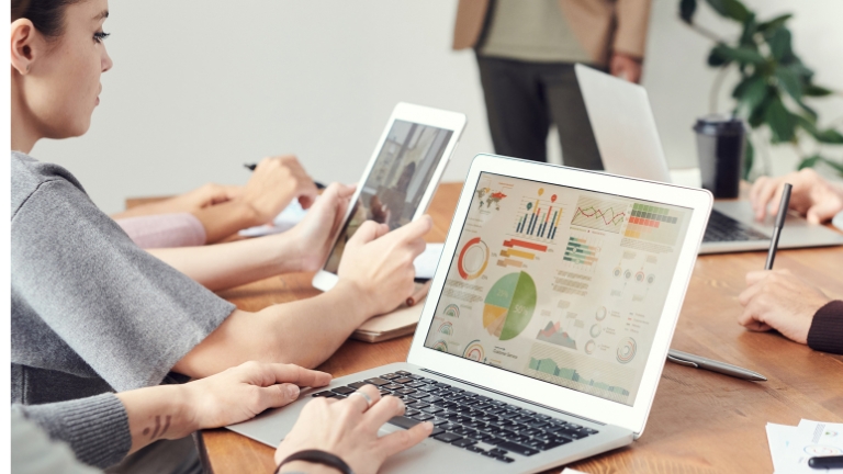 Neo4j e DIO oferecem 10 mil bolsas para formação gratuita em análise de dados e fundamentos de grafos