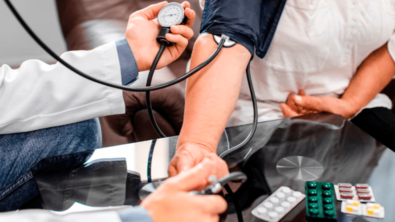 Dia de Prevenção e Combate à Hipertensão: cardiologistas do Iamspe reforçam a importância de aferir a pressão regularmente